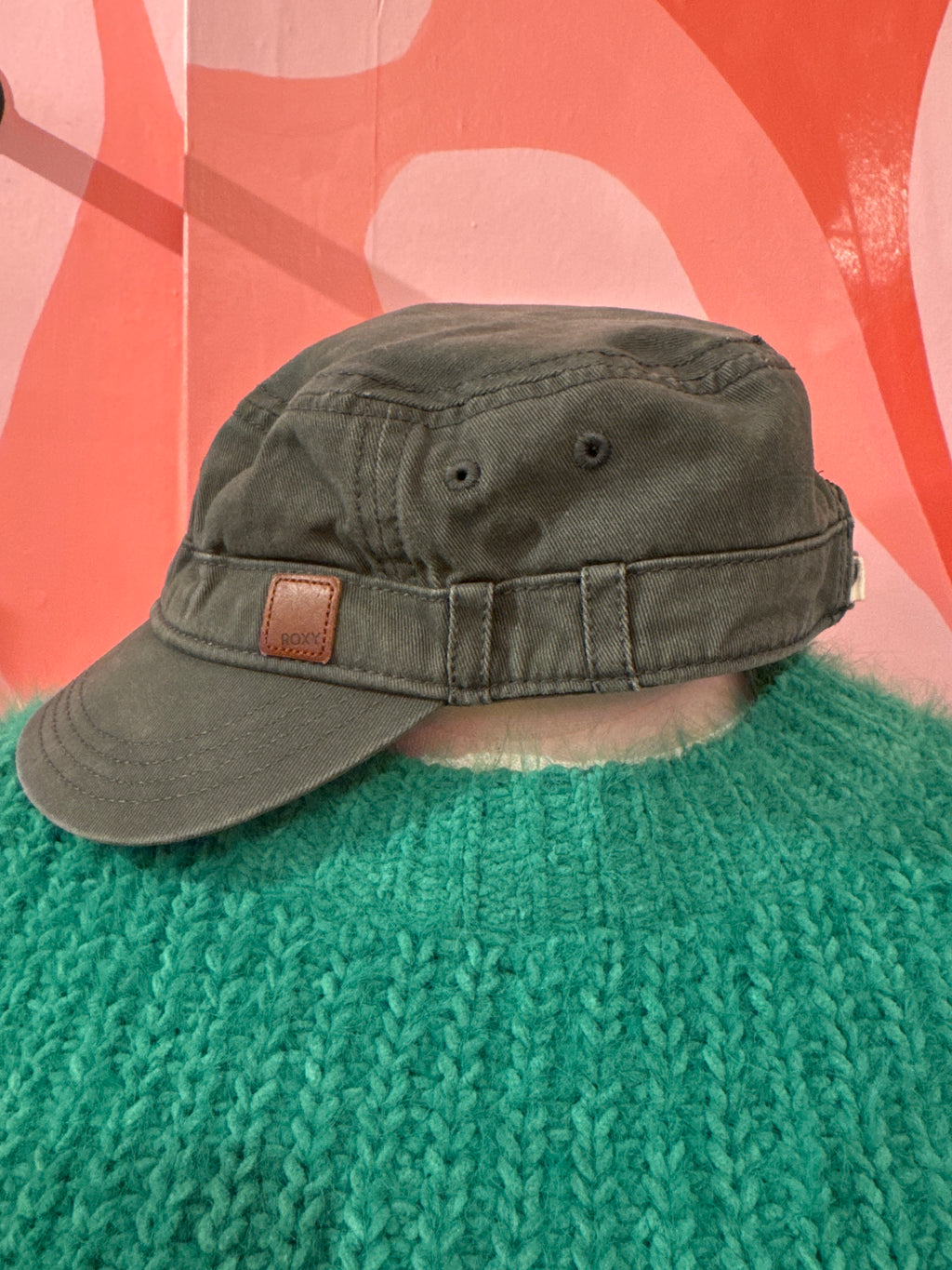 Vintage 2000's Little Brim Hat