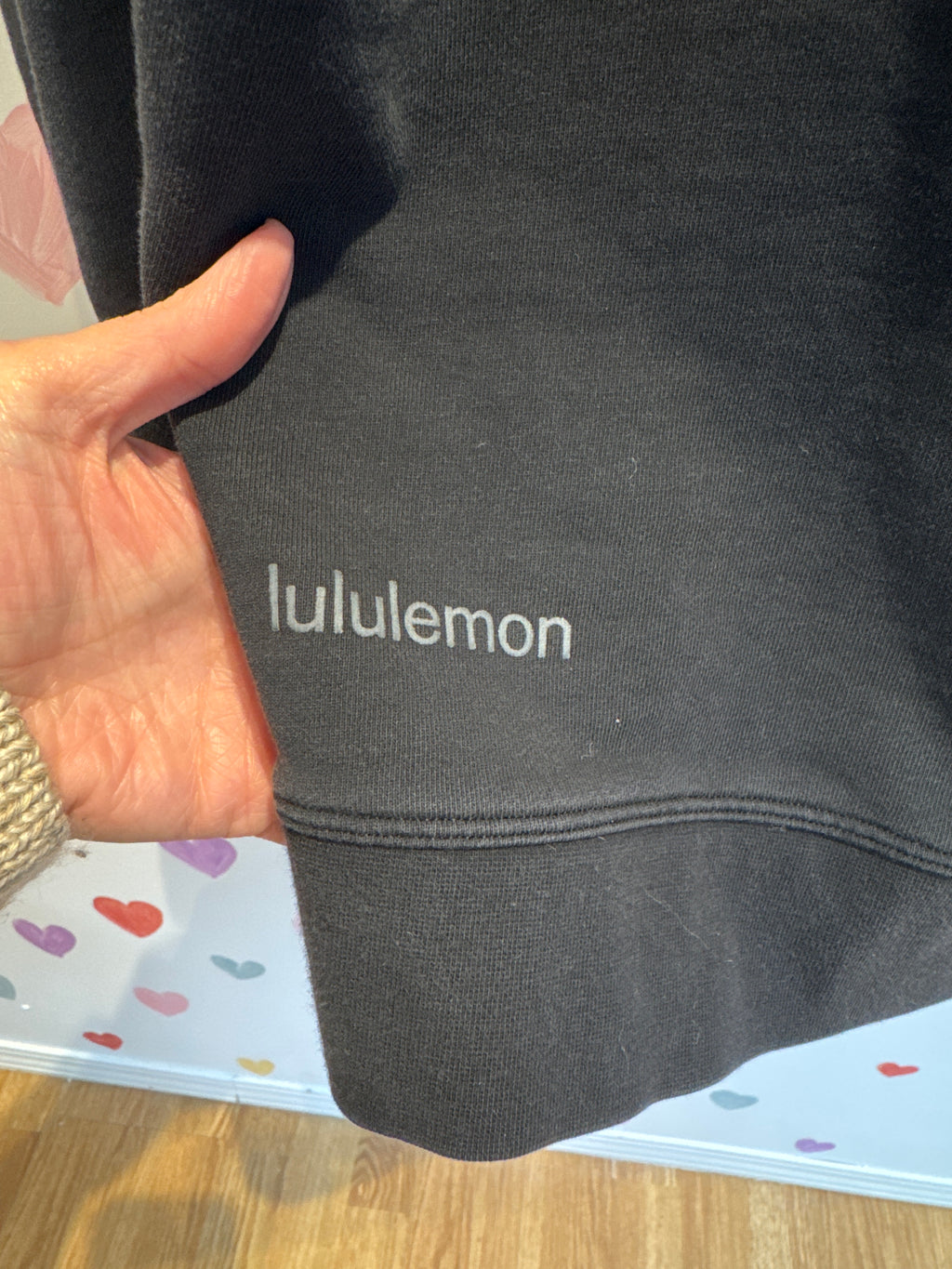 Lululemon Crewneck, 8 (best guess)