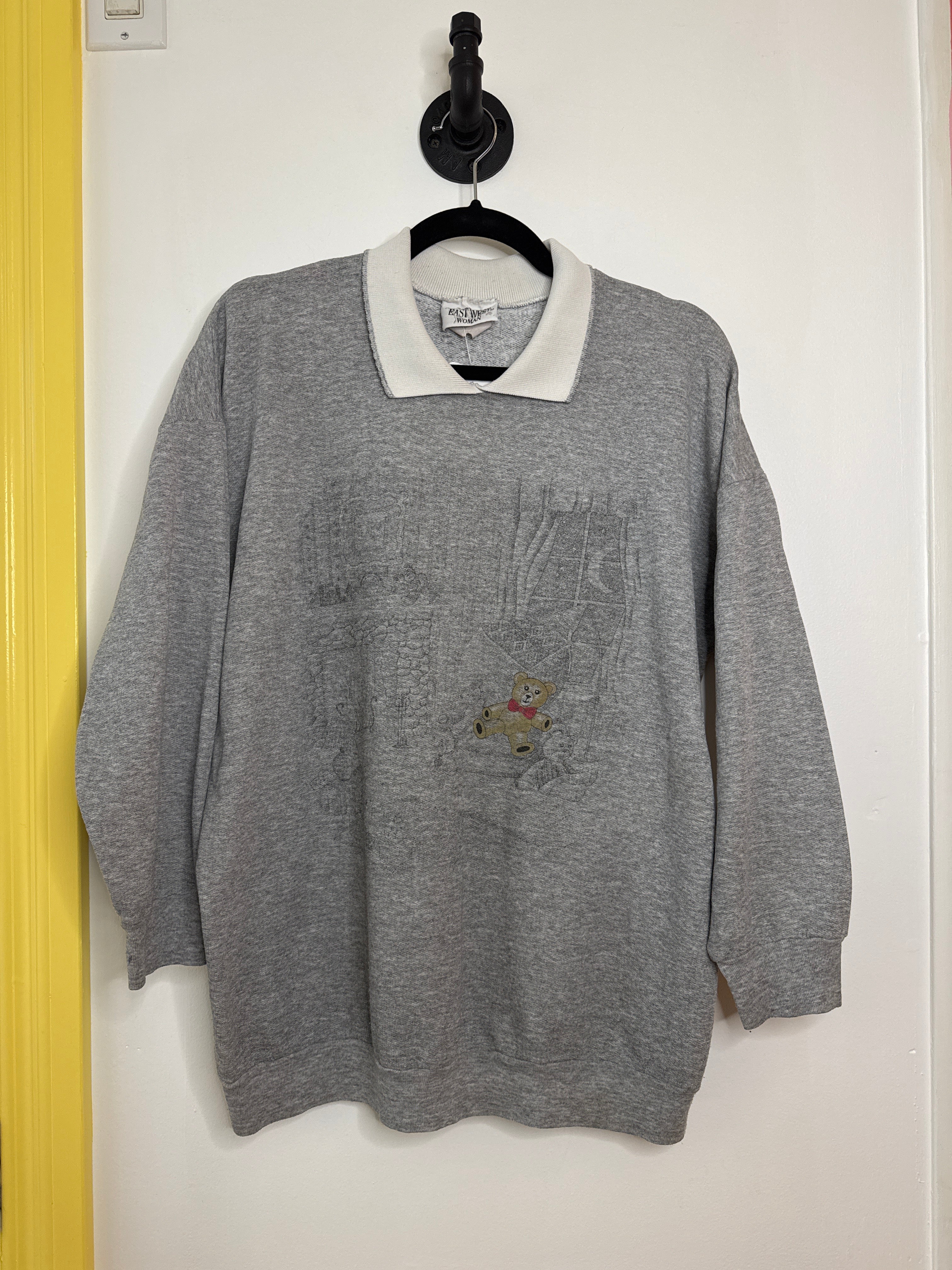 Vintage Teddy Bear Collar Crewneck, Medium (best guess)