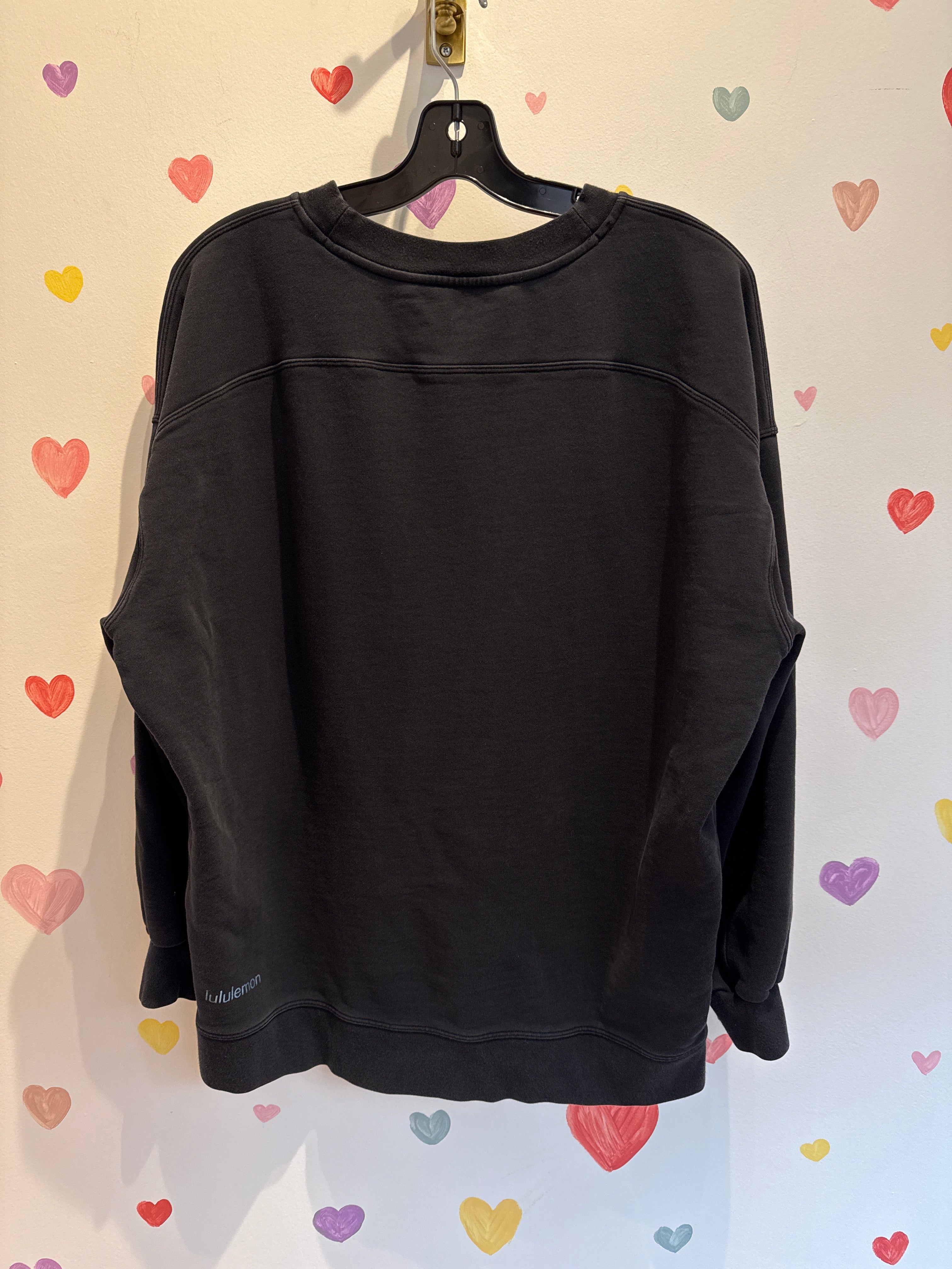 Lululemon Crewneck, 8 (best guess)