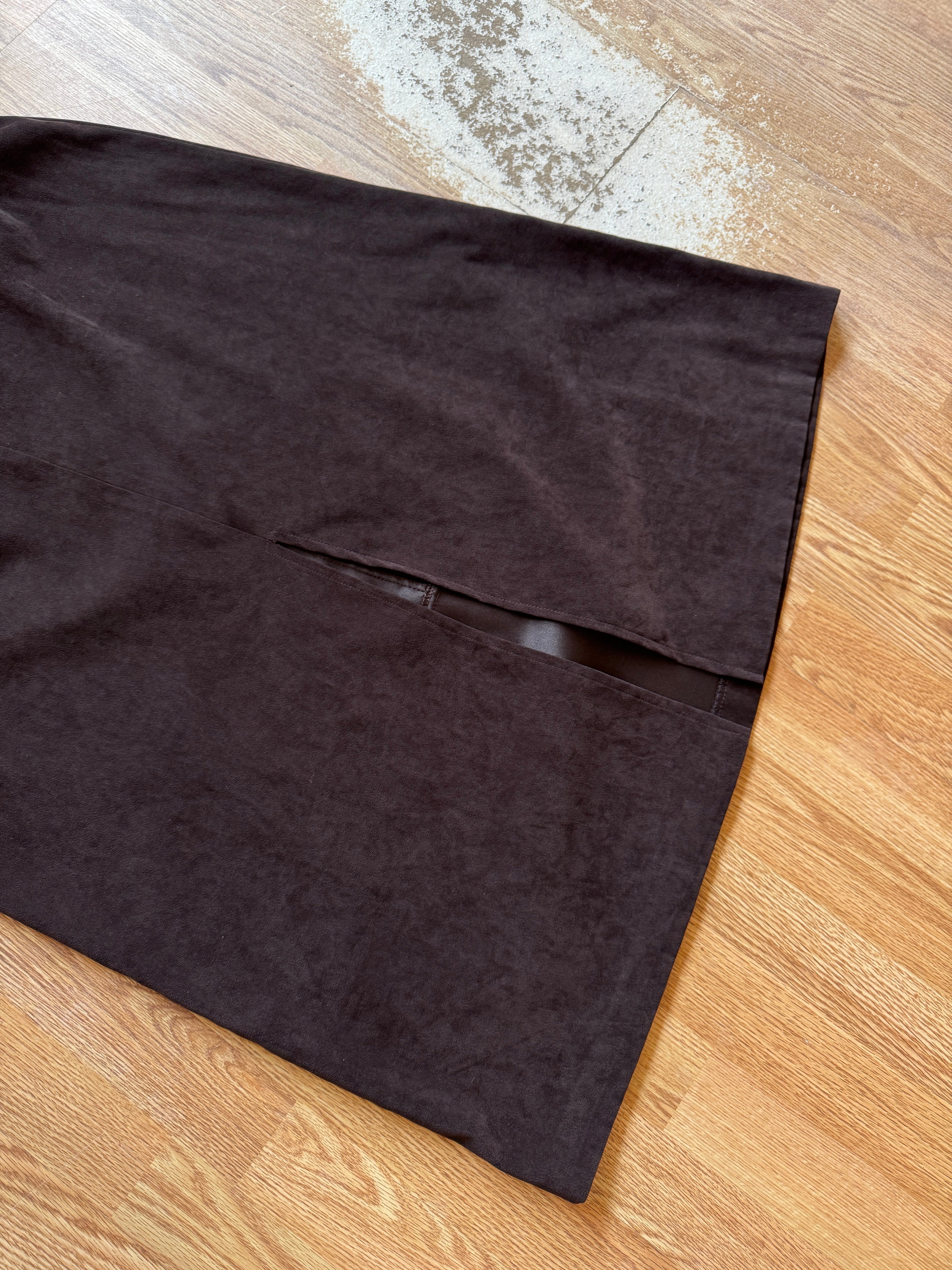 Premier Collection Vintage Suede Midi Skirt, Large (best guess)